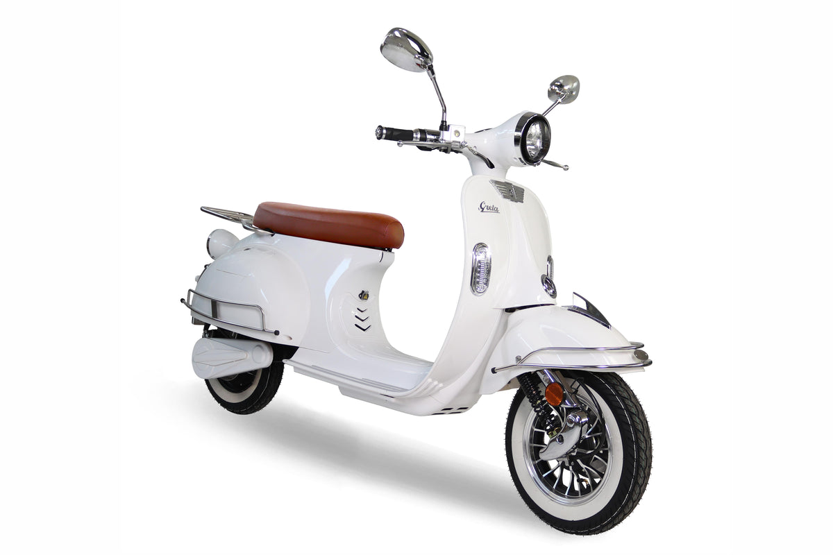 Powerlane Greta E-Scooter weiß Frontansicht schräg